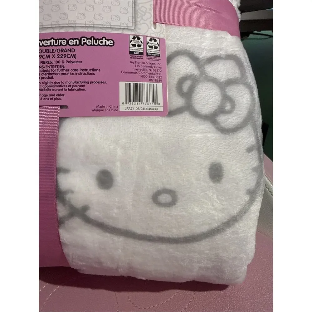 Hello Kitty Throw Blanket White Gray Grey Face Queen Super Soft 2024 Sanrio